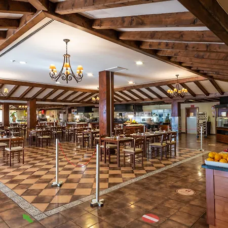 Gf伊莎贝尔酒店 酒店 阿德耶