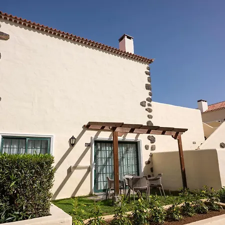 Gf伊莎贝尔酒店 酒店 阿德耶