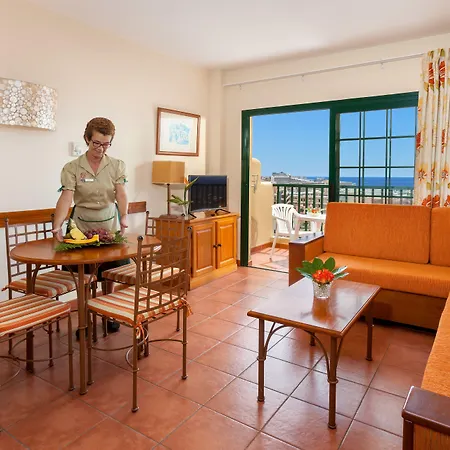 Gf伊莎贝尔酒店 酒店 阿德耶