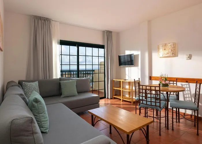 Gf Isabel Hotel