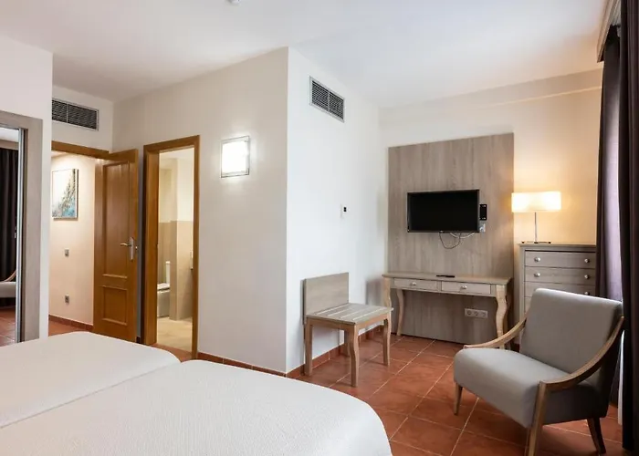 Hotel Gf Isabel