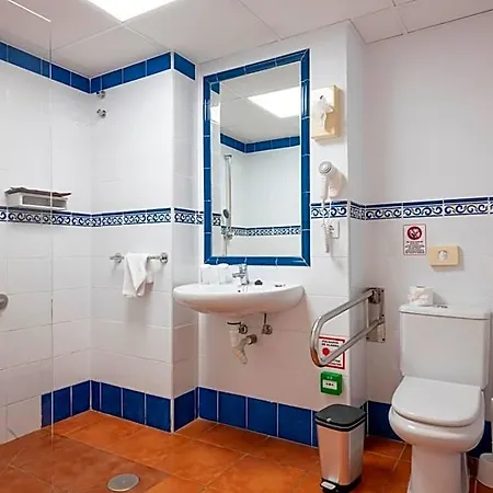 Hotel Gf Isabel 4*