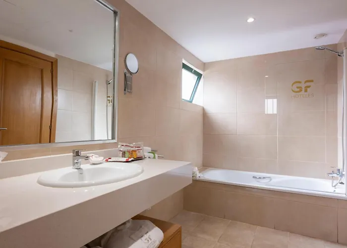 Gf 이사벨 4* 아데제