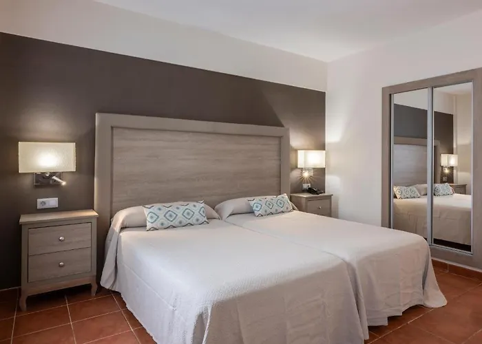 호텔 Gf 이사벨 4*